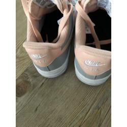 Nike Air Force 1, maat 36.5