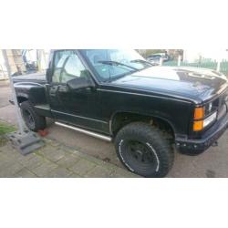 GMC Sierra/Chevy K1500 gerestaureerd!