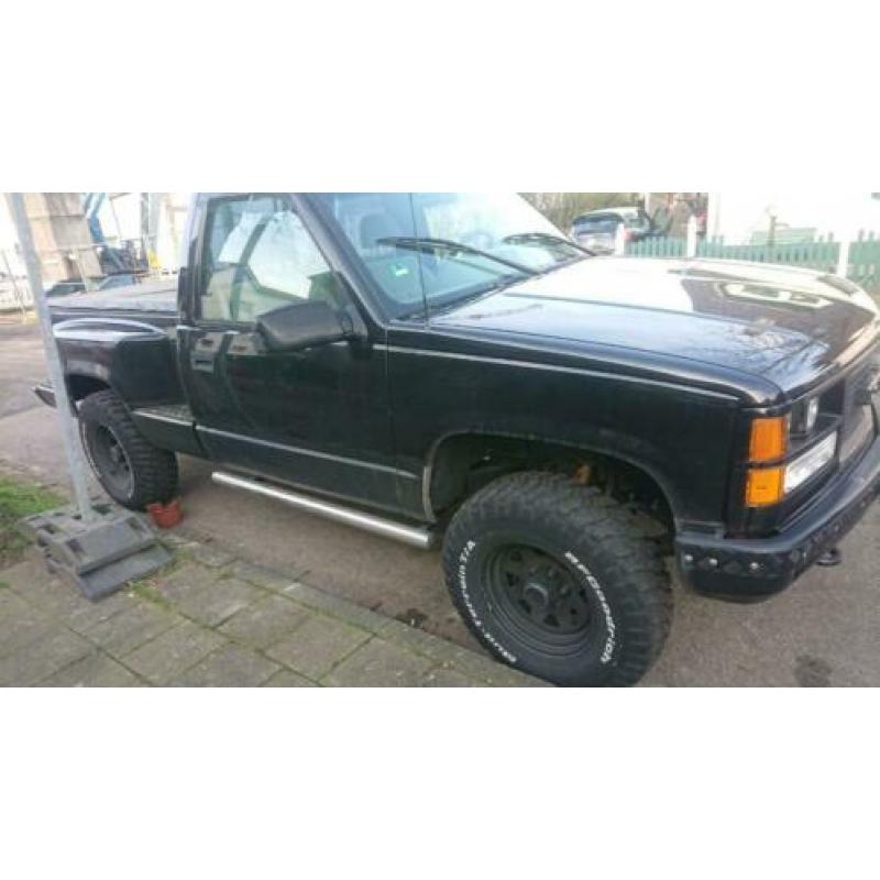 GMC Sierra/Chevy K1500 gerestaureerd!
