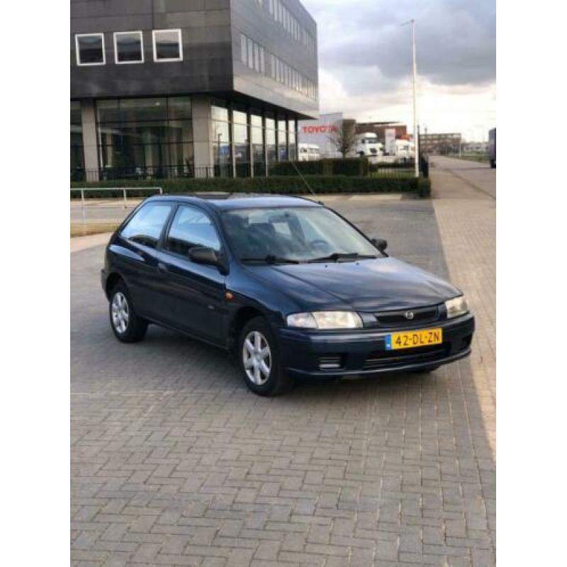 Mazda 323 1.5 P LX AUT 1999 Blauw, RUILEN MOGELIJK