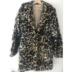Faux fur luipaard jas