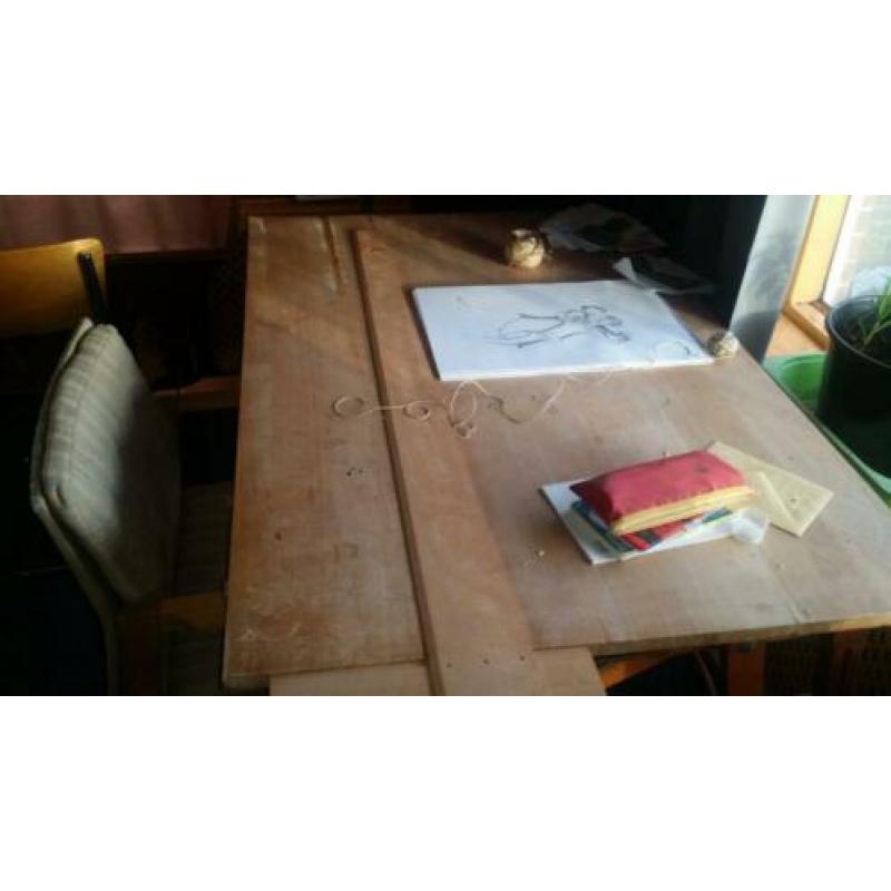 Antieke tekentafel
