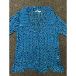 Vest m
