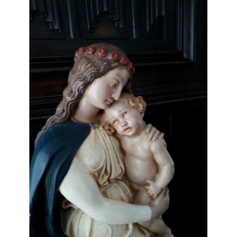 Maria beeld , heligenbeeld