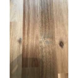 Eettafel Skogsta van Ikea