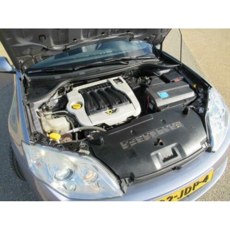 RENAULT Laguna 2.0 16V 103KW ESTATE Dynamique, Navi