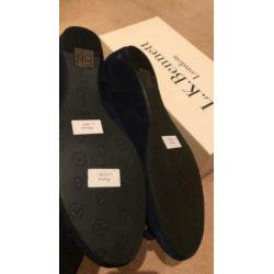 L.K. Bennett ballerina 37.5