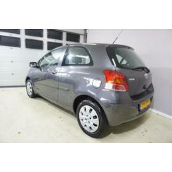 Toyota Yaris 1.3 VVTi Aspiration AIRCO automaat APK nieuw