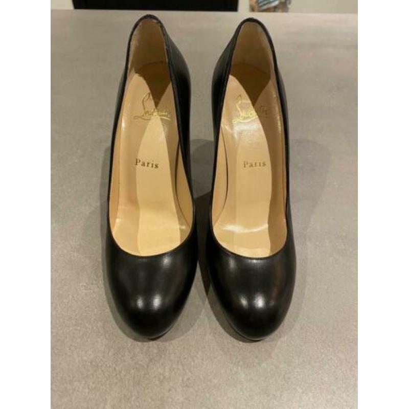 Nieuwe en omgedragen Louboutin simple pump maat 36,5