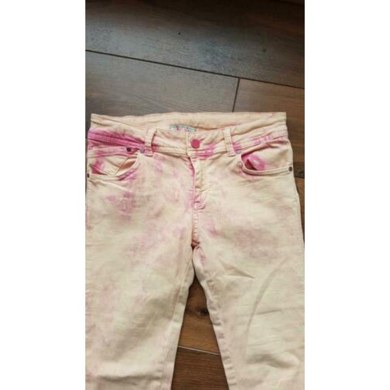 Vingino broek maat 11 is 146