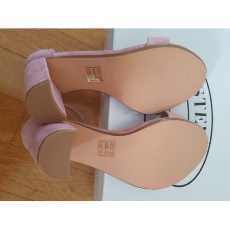 Steve Madden hakken suede, nieuw!