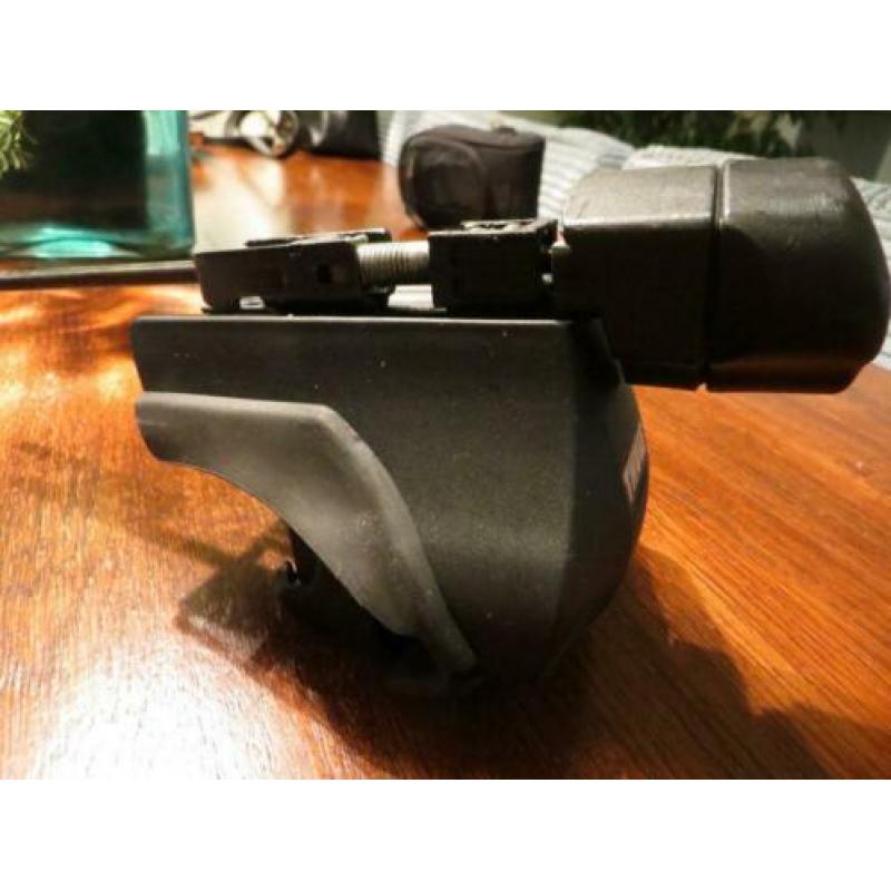 Thule kitset dakdragers Ford Focus MK1