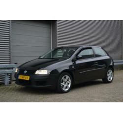 Fiat Stilo 1.9 JTD Business Connect ABARTH AIRCO NAVI. ELEK.