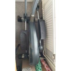 Kettler crosstrainer. Zgan