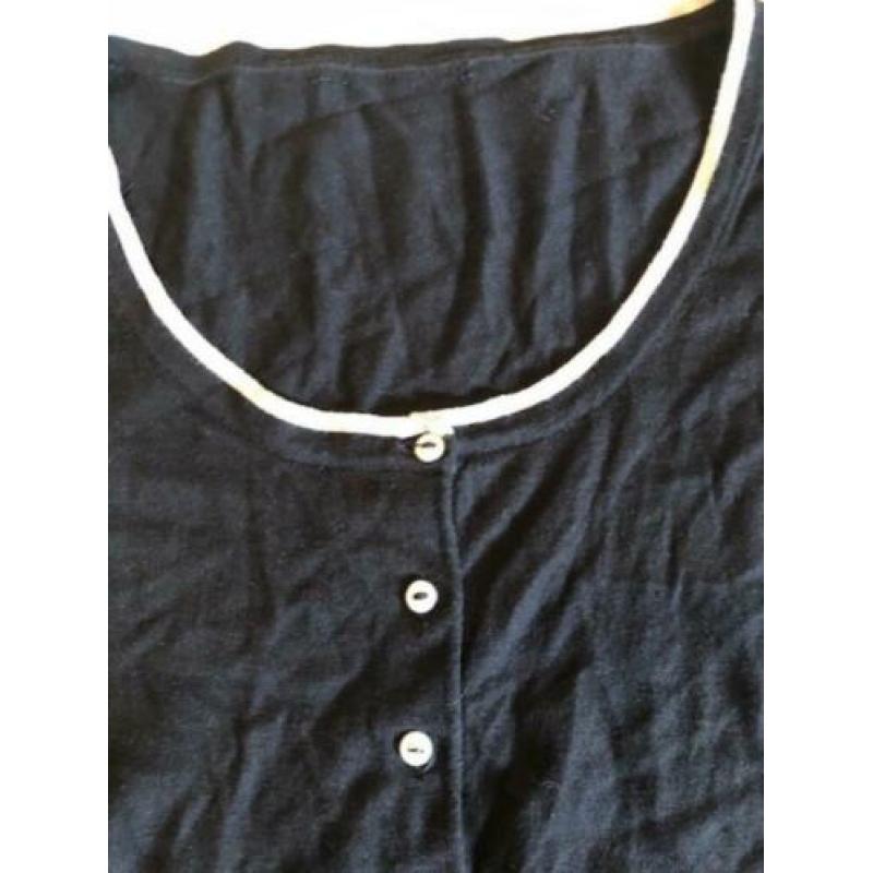 Ka118 zwart vest beige randjes en strikjes en knoopjes S/M
