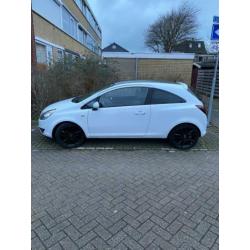 Opel Corsa 1.2 16V 3D 2010 Wit