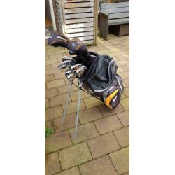 Wilson heren rechtshandige golfset te koop