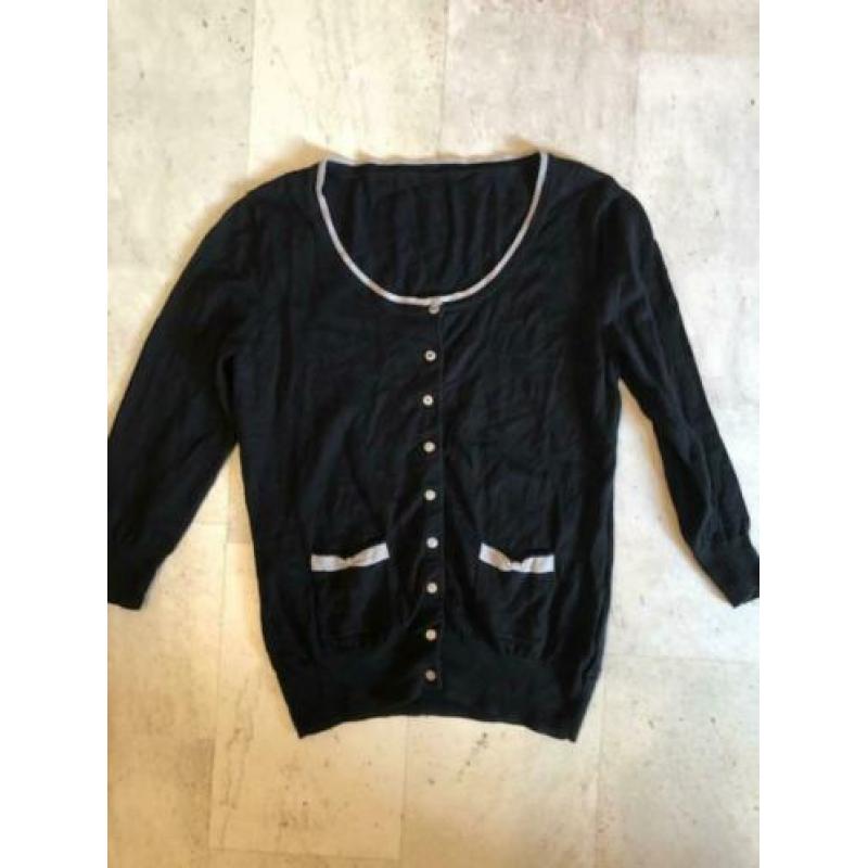 Ka118 zwart vest beige randjes en strikjes en knoopjes S/M