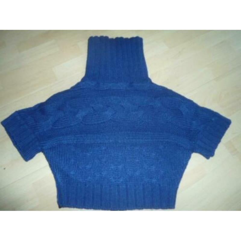 Gracia; Leuk kort vestje/bolero met col; maat S