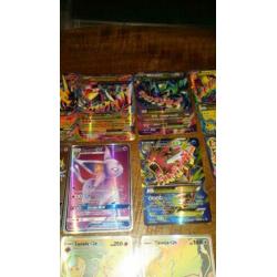 Pokemon kaarten!! fake maar ze lijken super echt en in goede