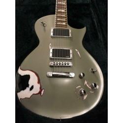 ESP Truckster Aged Primer Grey (Hetfield signature) uit 2005