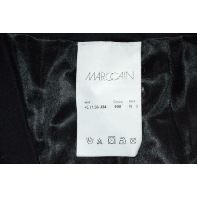Leuke zwarte minirok MARC CAIN, maat N3.