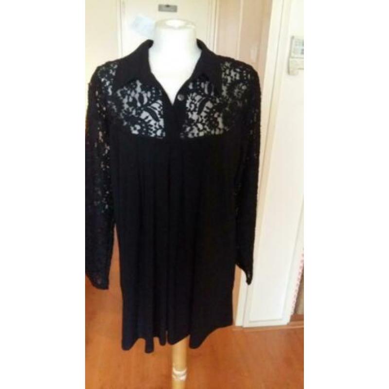 Prachtige blouse; magna (40-42) nieuw.