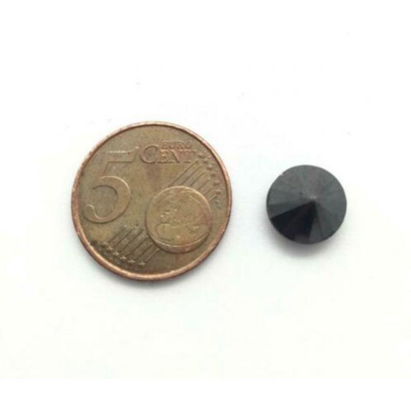 Diamant - 5.56 ct - Briljant - fancy black