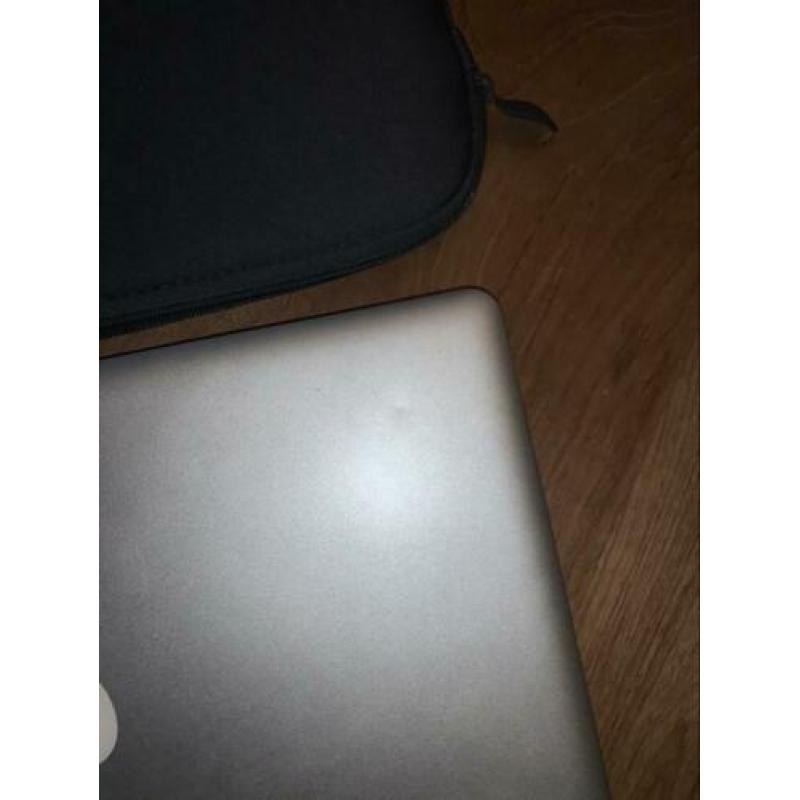 Refurbished MacBook Pro 2011
