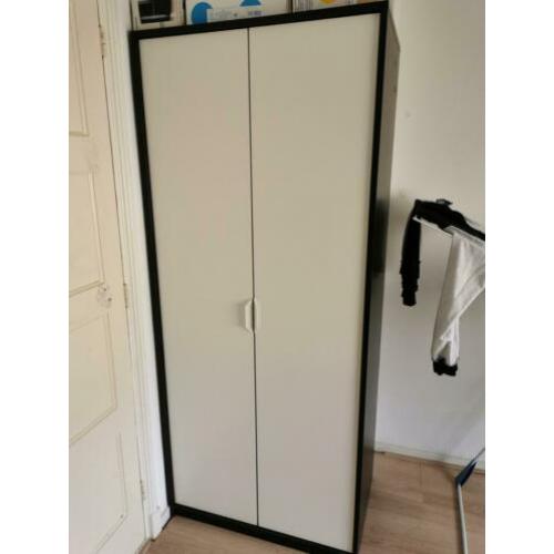 Ikea Askvoll kledingkast