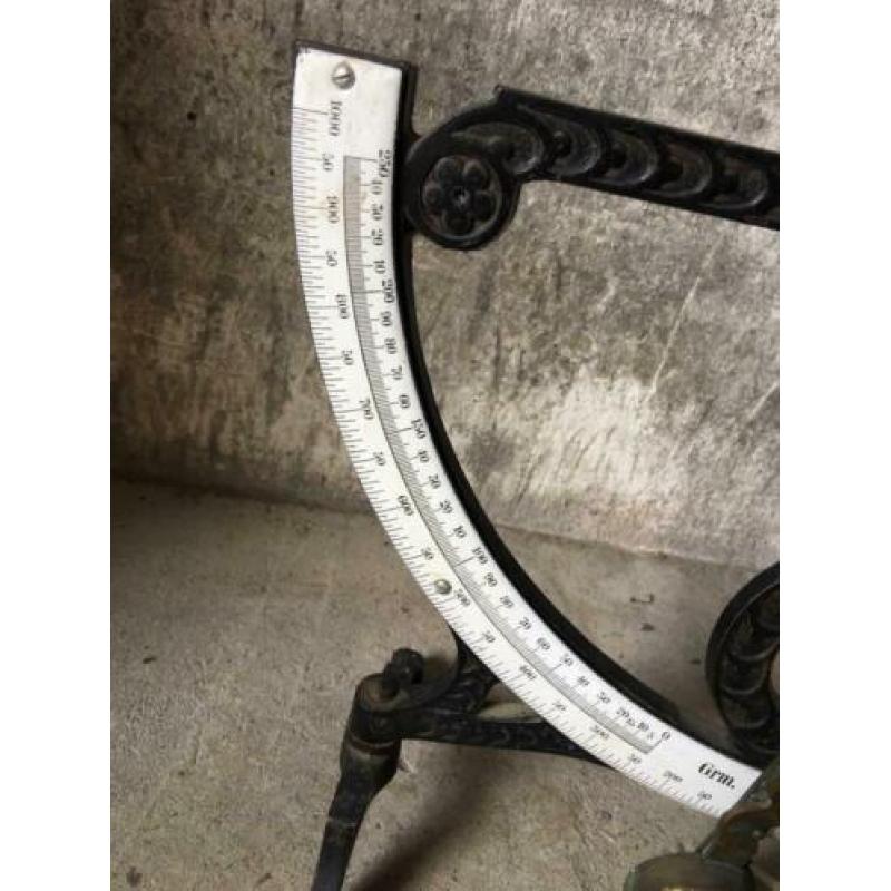 Vintage post weegschaaltje met emaille plaat