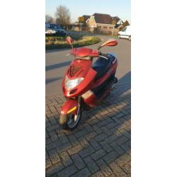 kymco B&W | 45km | rijd goed