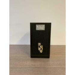 Wharfedale Diamond 220 Speaker Zwart