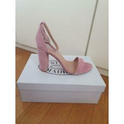Steve Madden hakken suede, nieuw!