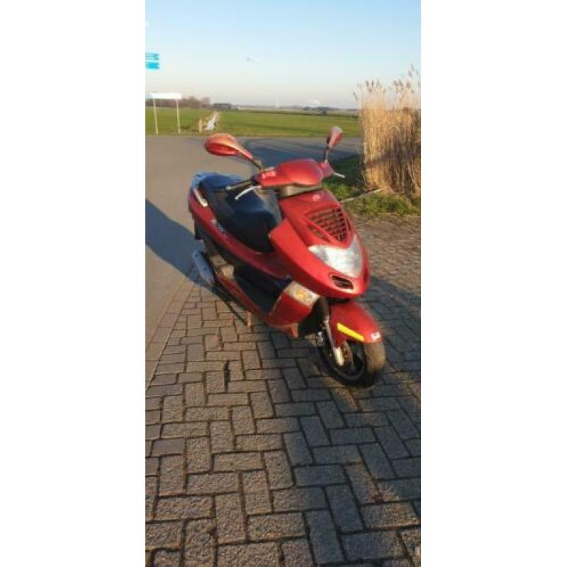 kymco B&W | 45km | rijd goed