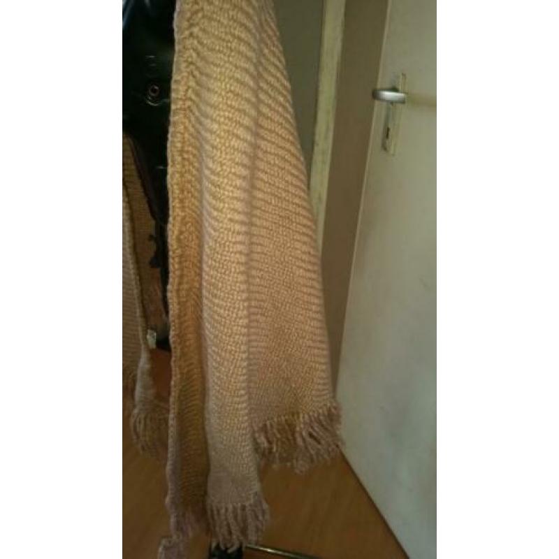 te koop poncho