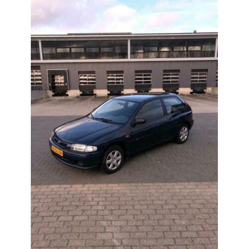 Mazda 323 1.5 P LX AUT 1999 Blauw, RUILEN MOGELIJK
