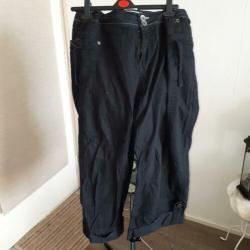 Capri broek zwart maat 46