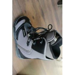 Salomon snowboard schoenen maat 37.5 (6.5)