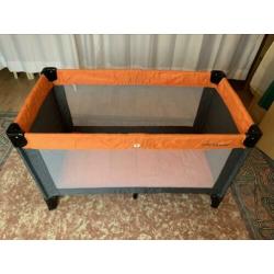Topmark Campingbed zo goed als nieuw!