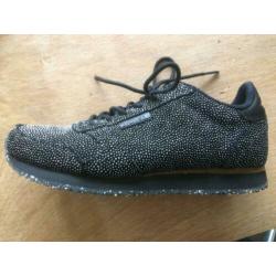 Nieuwe sneakers van het merk Woden