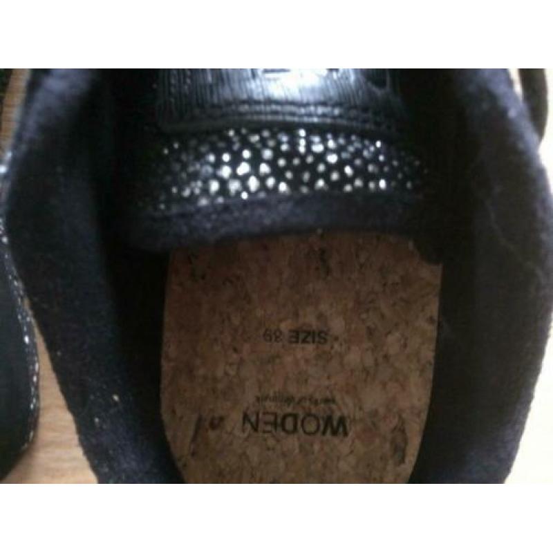 Nieuwe sneakers van het merk Woden