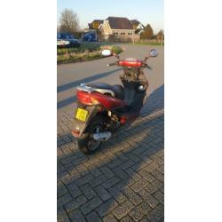 kymco B&W | 45km | rijd goed