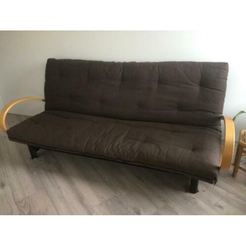 Fraaie bedbank, bed bank, logeerbed, bekleding effen bruin