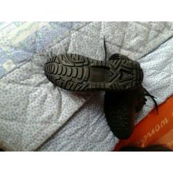 Veiligheids schoenen mt.40