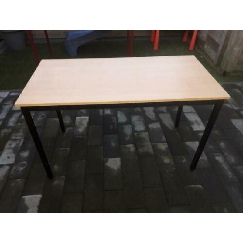 Te koop kantine/kantoor tafel