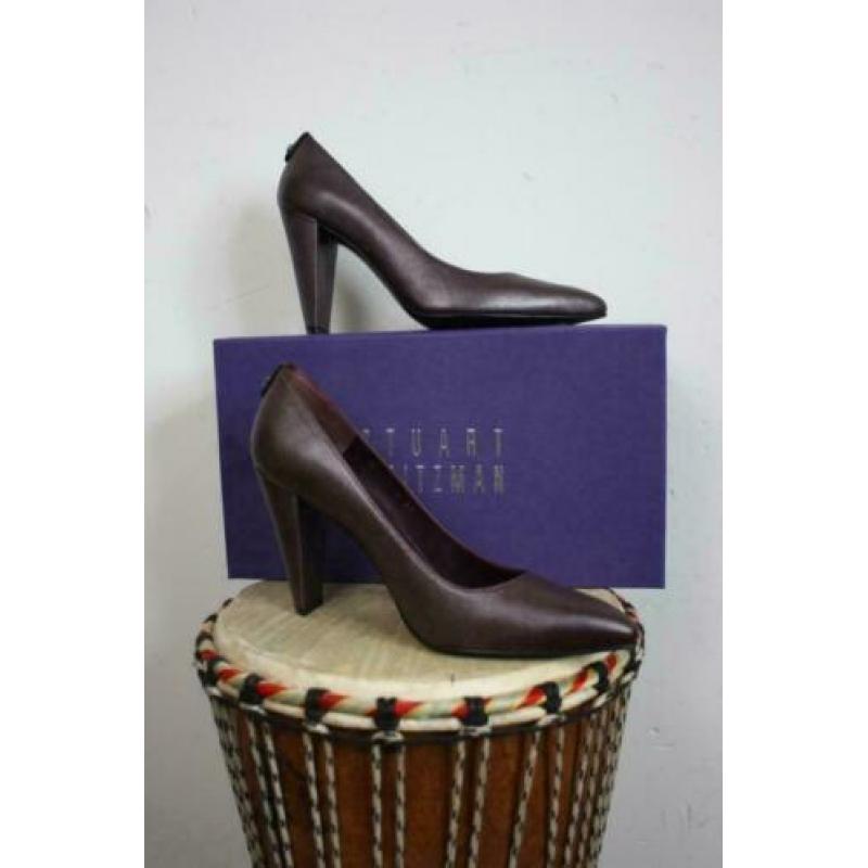 Stuart Weitzman pumps! Mt 41. Brand new