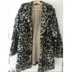 Faux fur luipaard jas