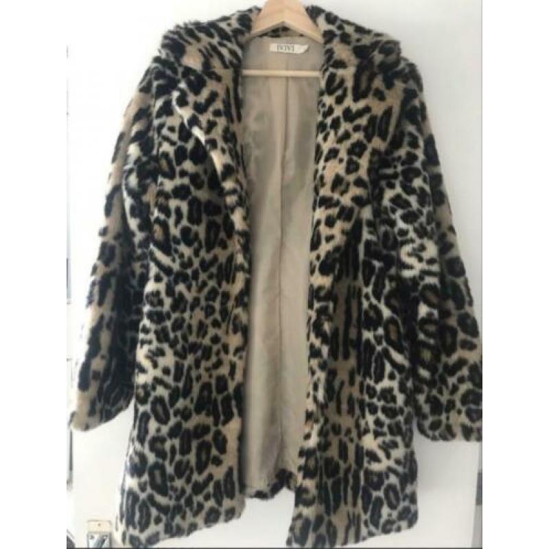 Faux fur luipaard jas