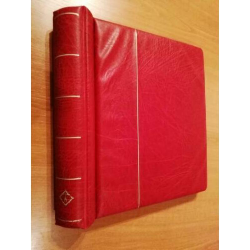 (A-04) Leuchtturm-album (draaistift), kleur rood, Nederland